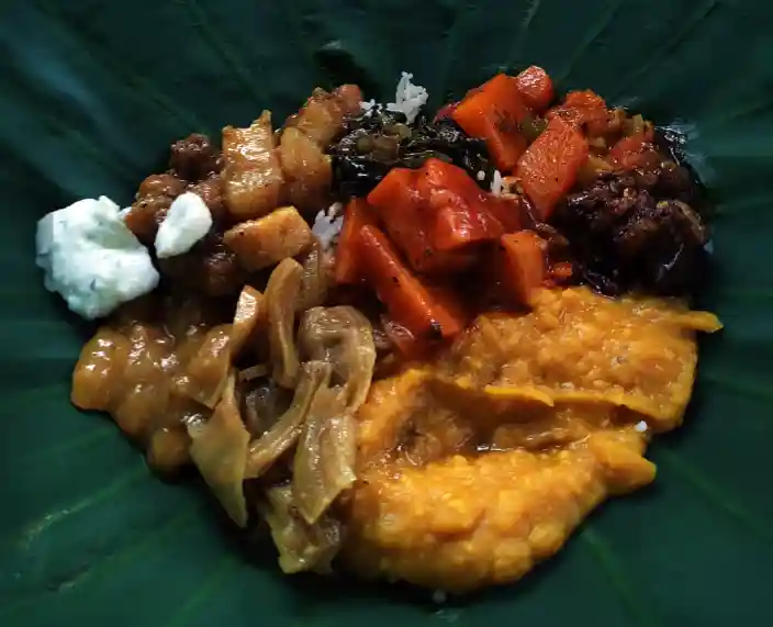 Guyanese 7-Curry Tour With Singing Chef Eon
